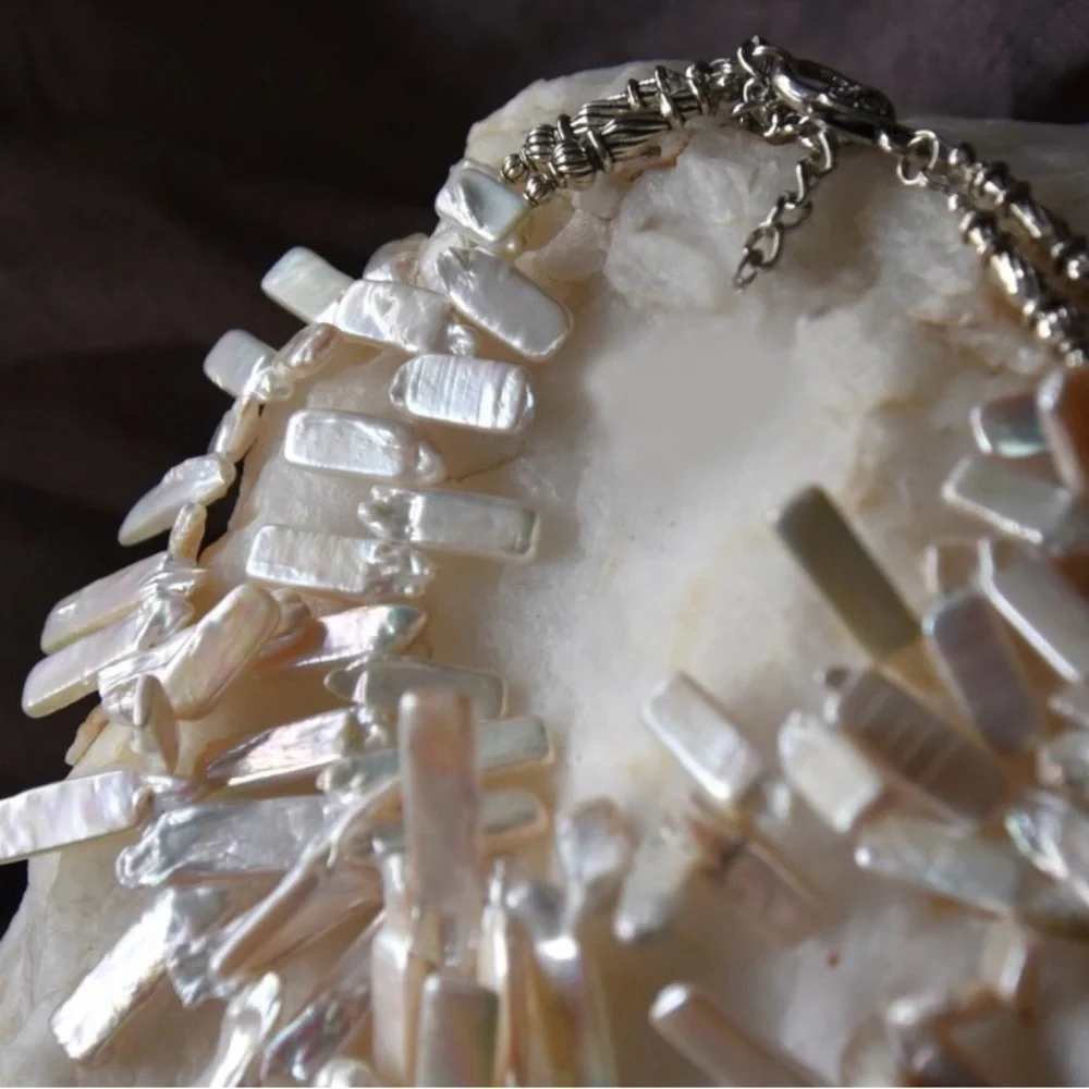 Stunning Genuine White Pearl Double Strand Necklace - Picture 3 of 9